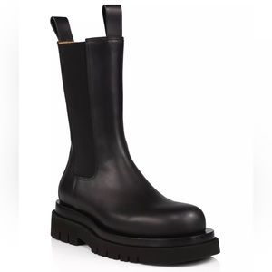Bottega Veneta Lug Leather Chelsea Boots